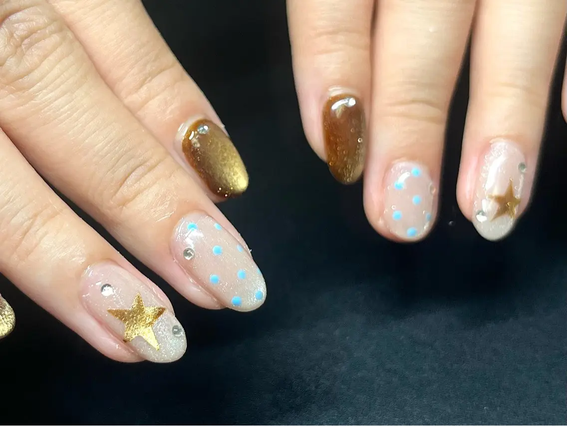 ネイル ハンドネイル Chika .のネイルデザイン