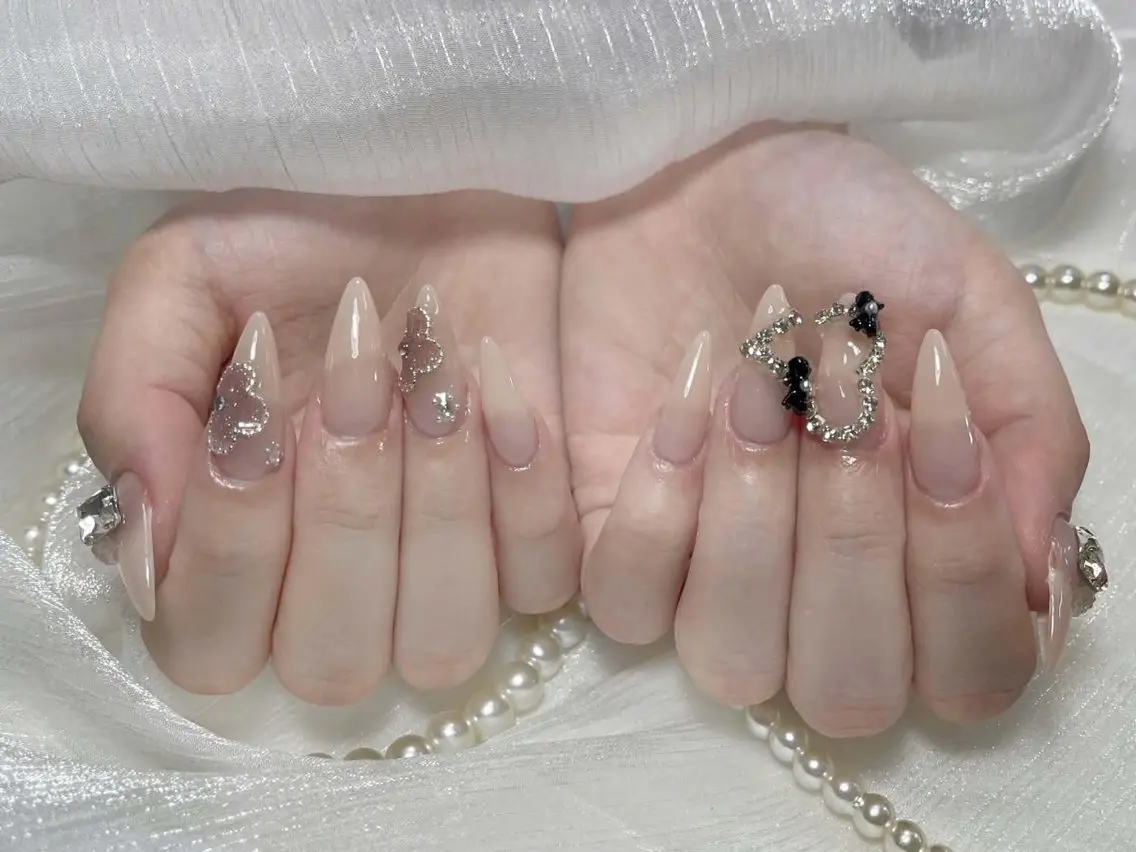 ネイル ハンドネイル YMT__ Nailsのネイルデザイン