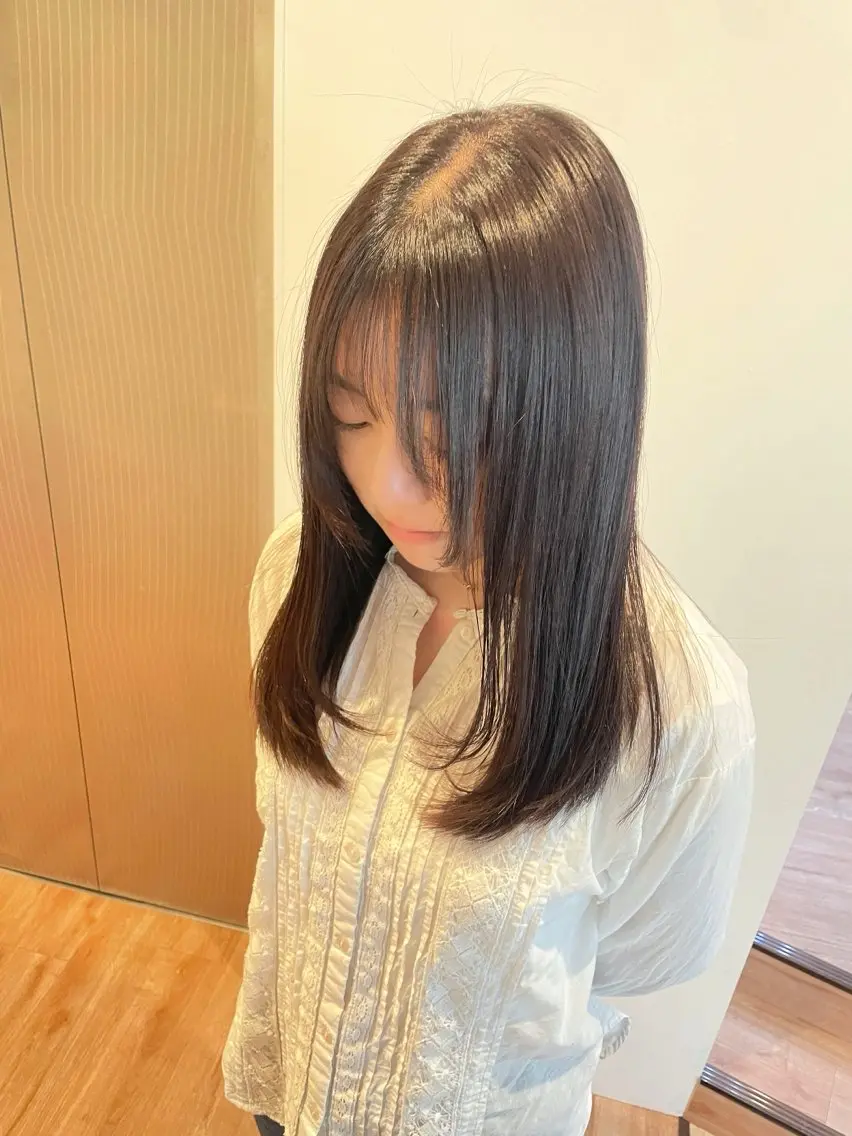 セミロング 顔周りカット レイヤーカット カット 縮毛矯正 【KAKONN】 yumikaのヘアスタイル