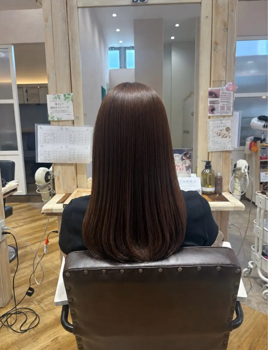 セミロング 近藤 透明感カラー🫧のヘアスタイル