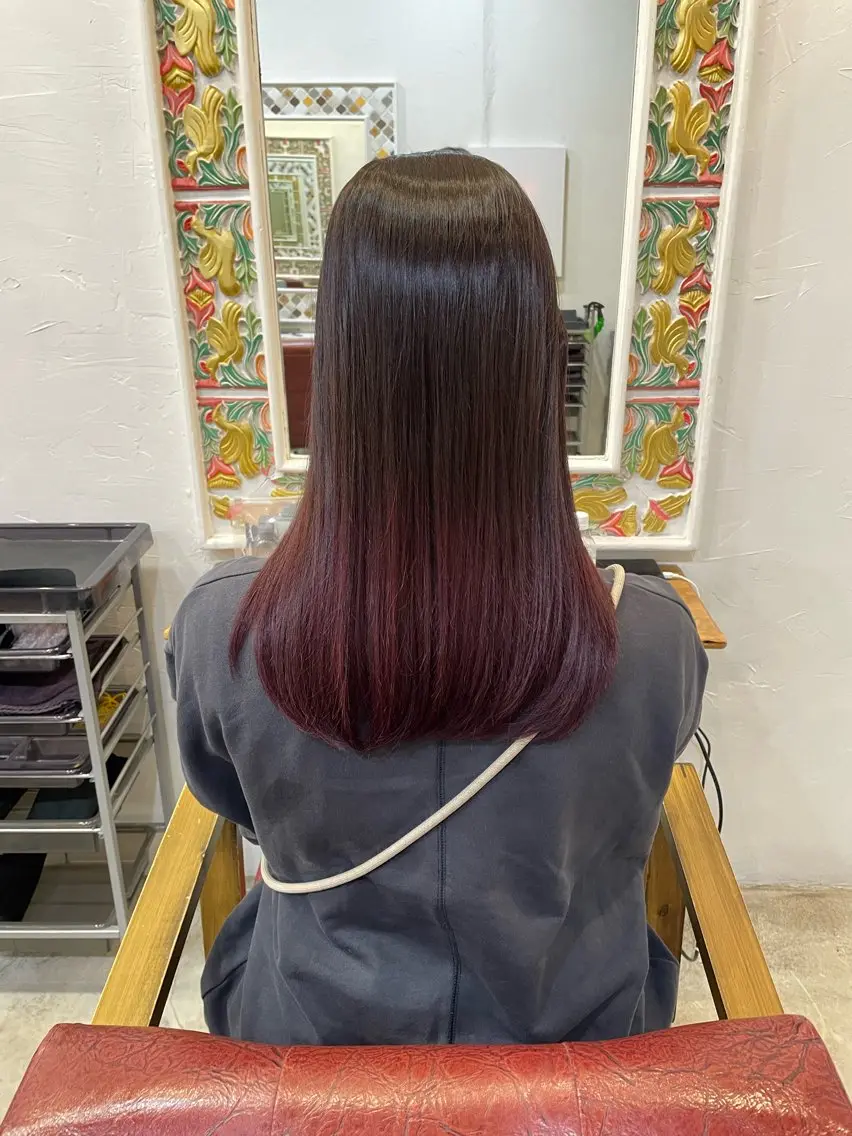 ロング カラー ブリーチ グラデーションカラー ピンクカラー 丹 優菜のヘアスタイル
