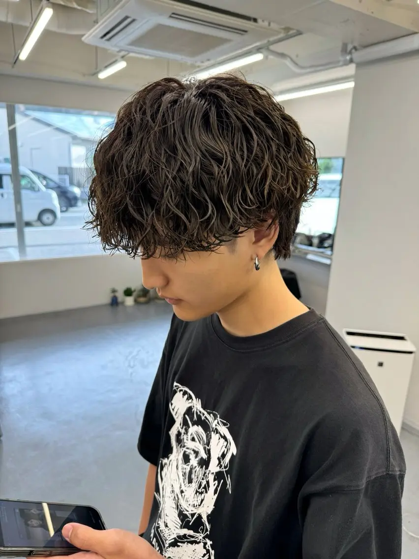 【メンズ限定】カット+パーマ+ケアトリートメント¥13,000の写真