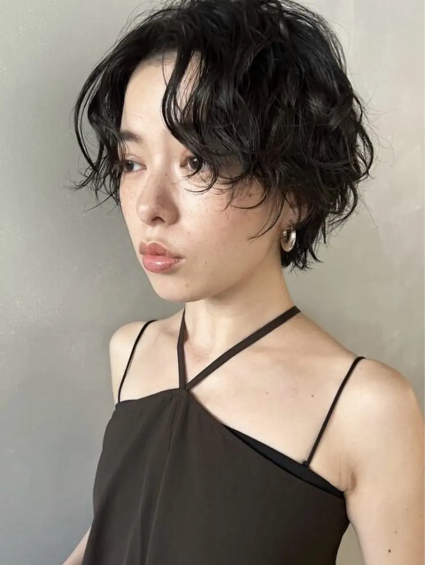 9日空きあり⭕️レディース限定💇‍♀️✂️カット&パーマ🌀5センチ以上カットOKな方🙆‍♀️の写真