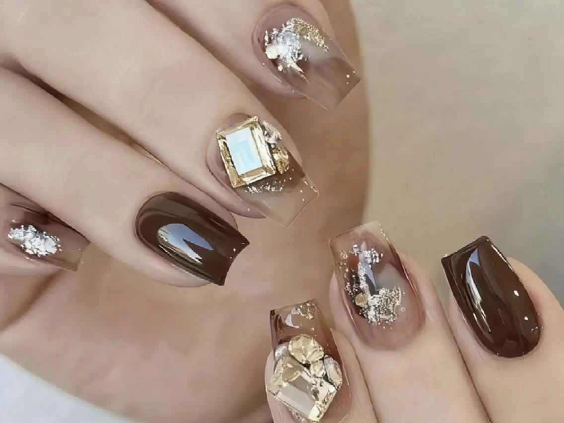 ネイル MoonNail ナナのネイルデザイン