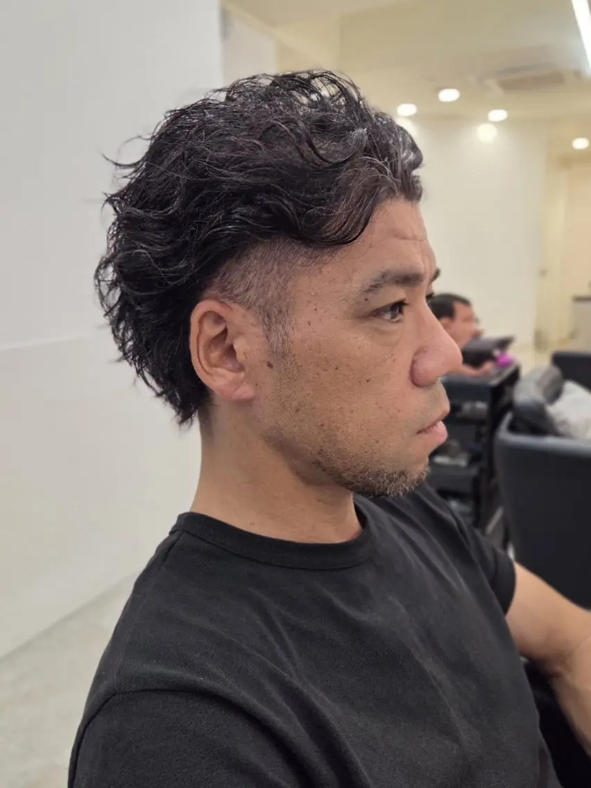 ショート パーマ メンズ カット パーマ 桐島 令奈のヘアスタイル