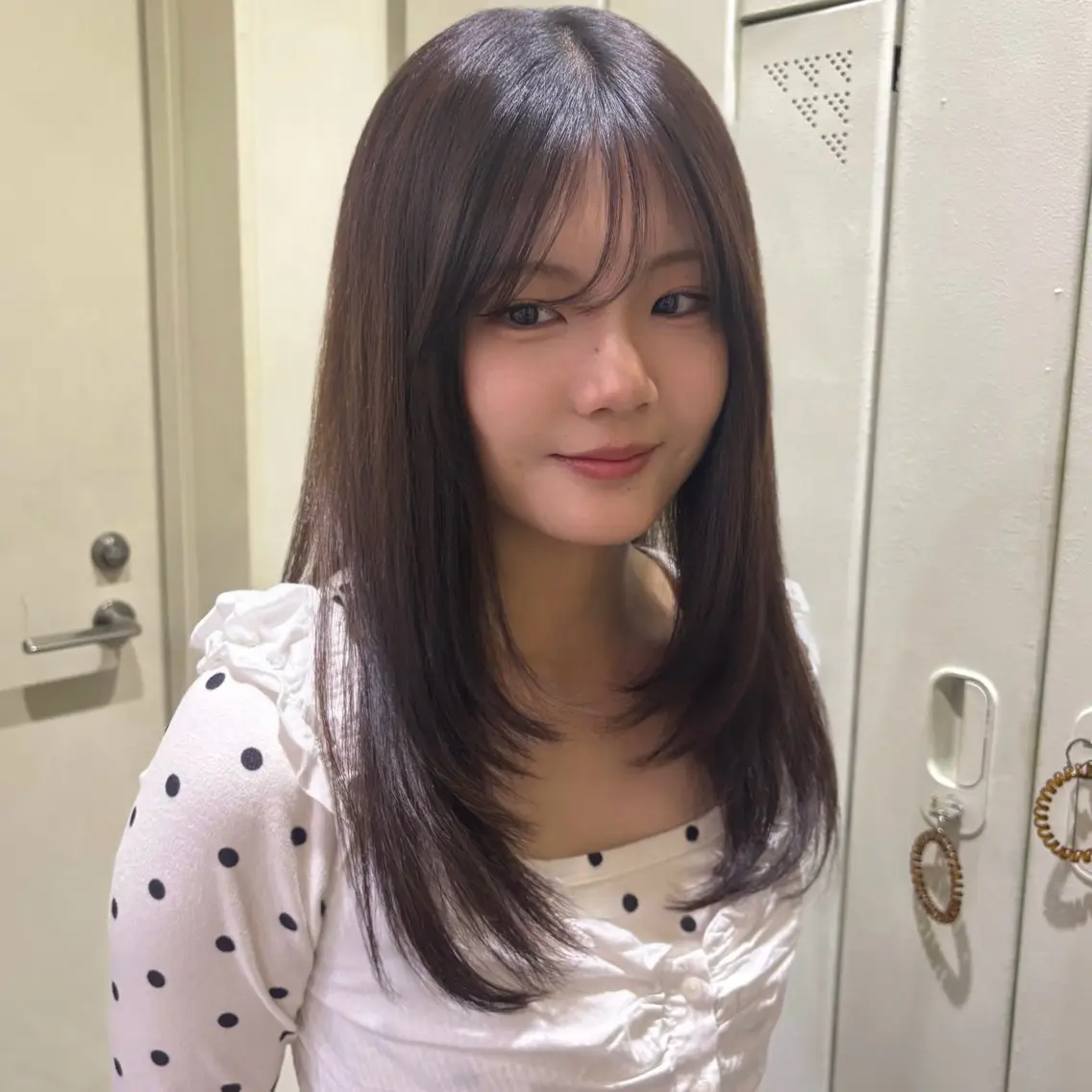 ロング 顔周りカット 髪質改善 レイヤーカット 縮毛矯正 ヒナノ/梅田/レイヤ ー/透明感カラーのヘアスタイル