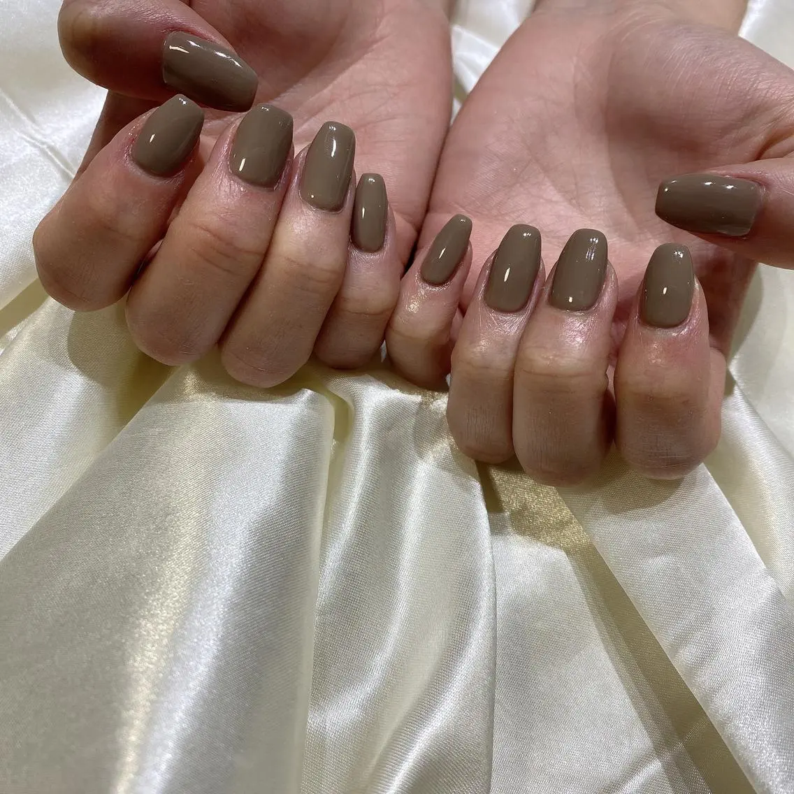 ネイル ハンドネイル 西岡 杏のネイルデザイン