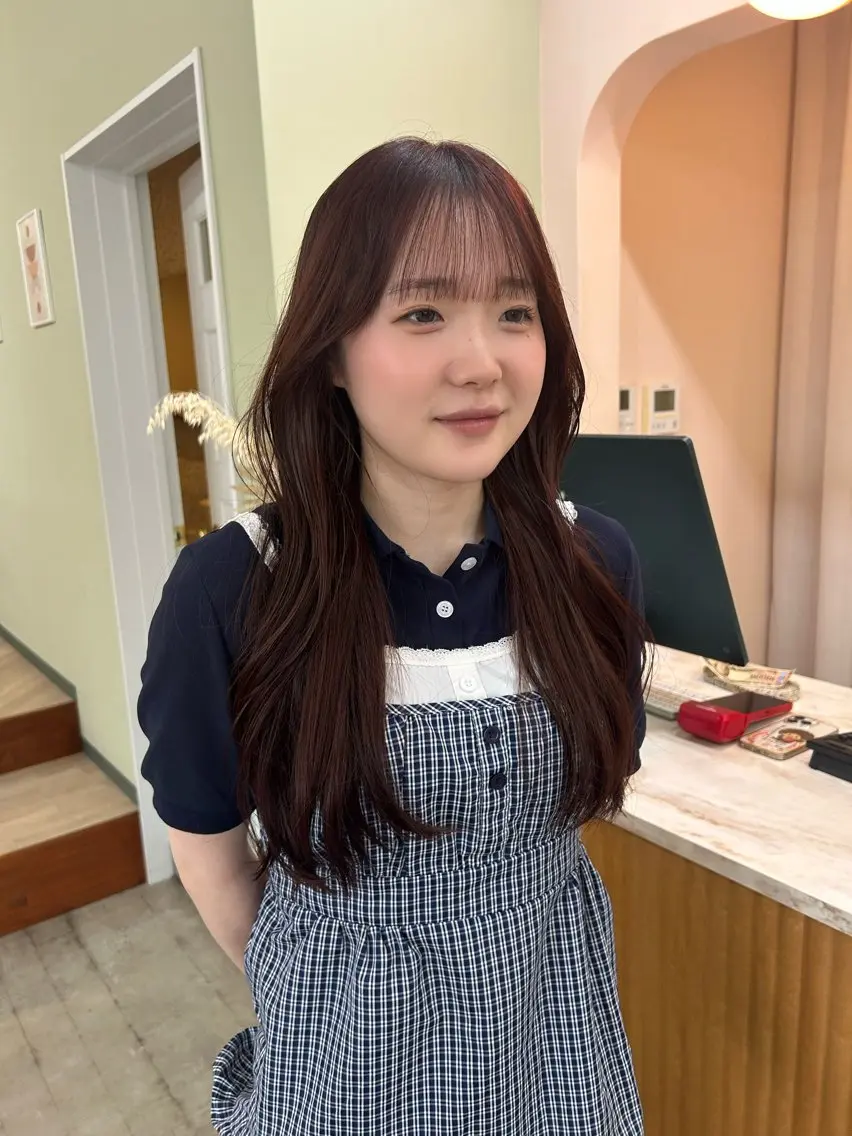 カラー カット 君島 花楓のヘアスタイル