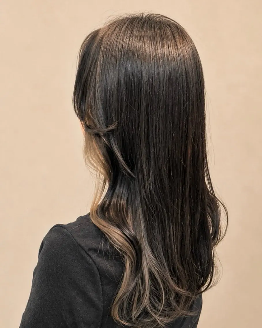 ロング 透明感カラー/まの れいこのヘアスタイル