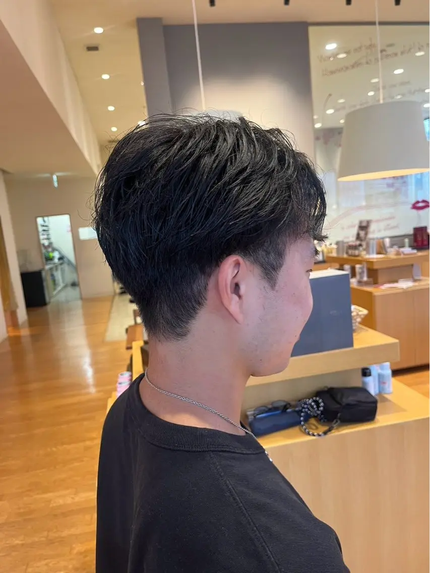 メンズ 刈り上げ 中島 紗來のヘアスタイル