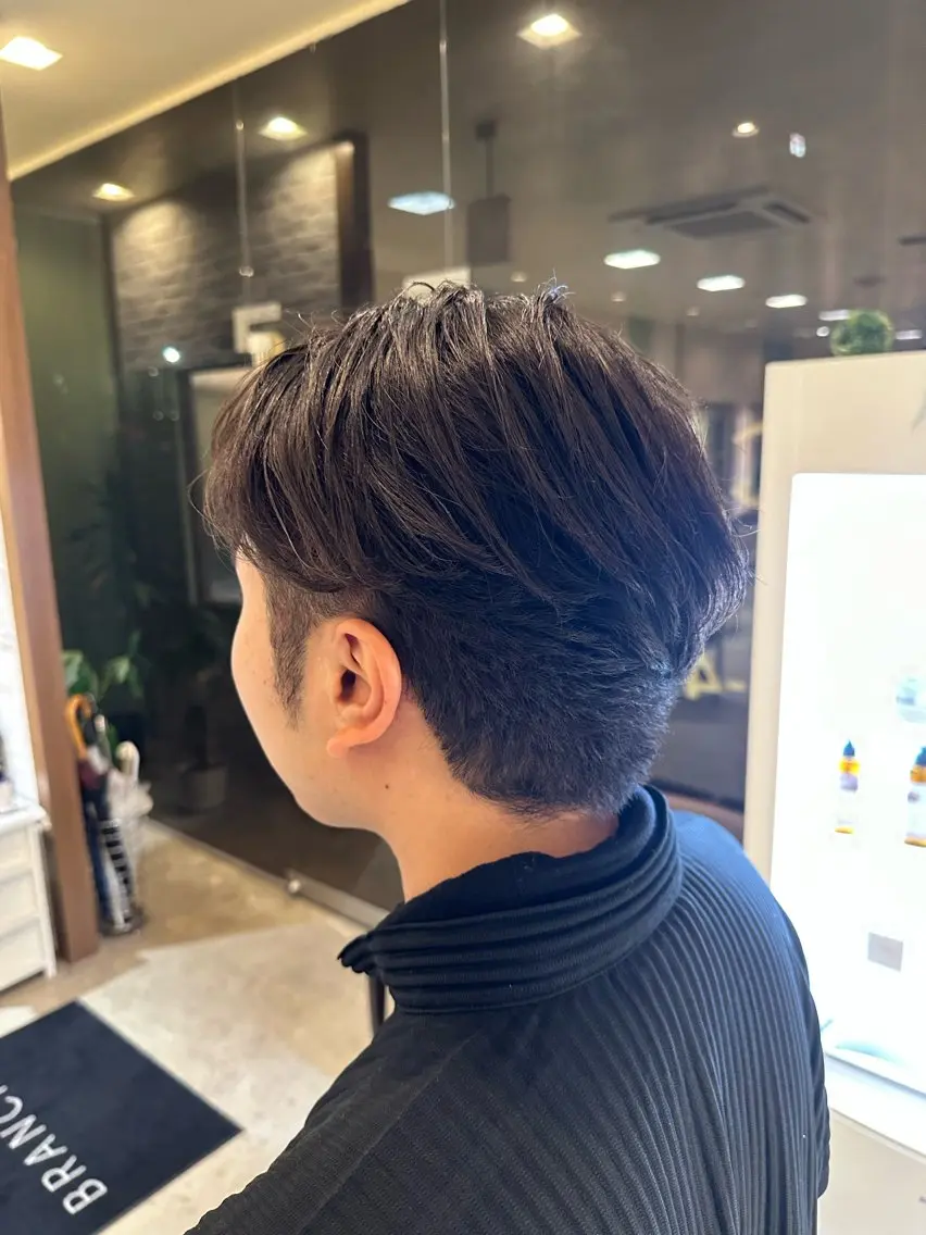 メンズ ⭐️いおり⭐️ ✨透明感カラー✨のヘアスタイル