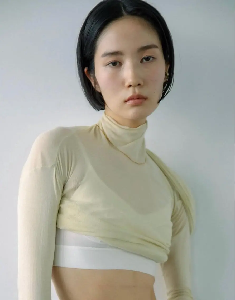 ショート 髙子 理央のヘアスタイル