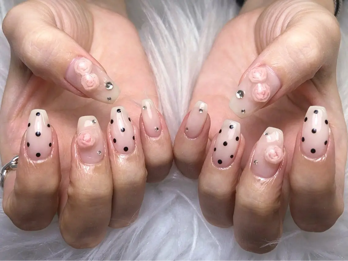 ネイル lucky nail 歌舞伎町のネイルデザイン