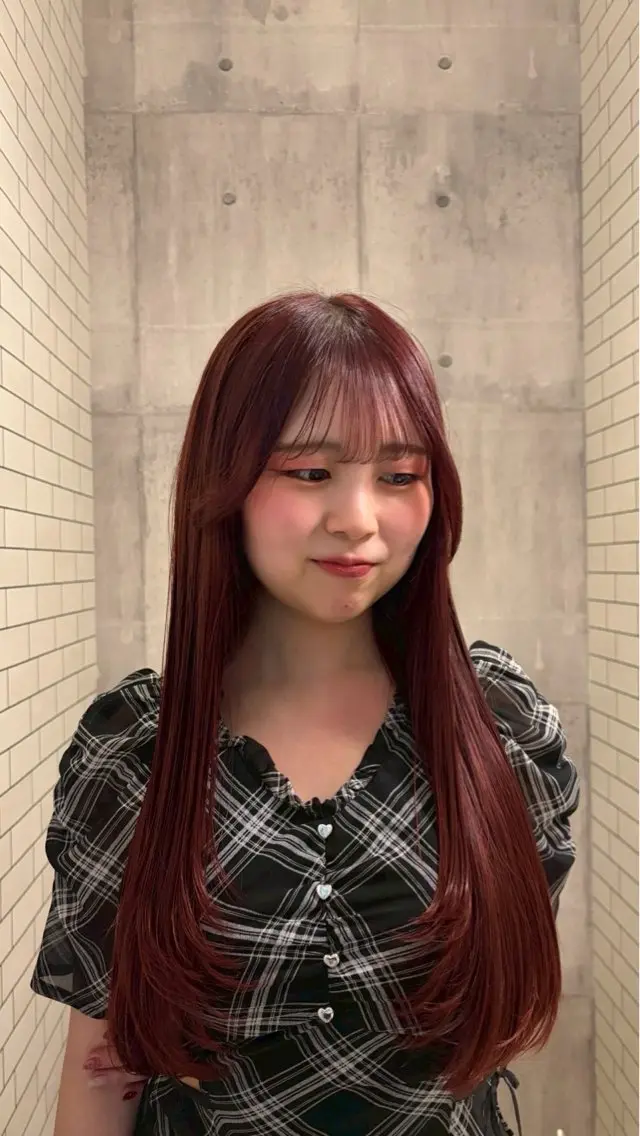 ロング レイヤーカット ロング カット ヘアカラー ヘアセット/艶カラー emi🍒のヘアスタイル