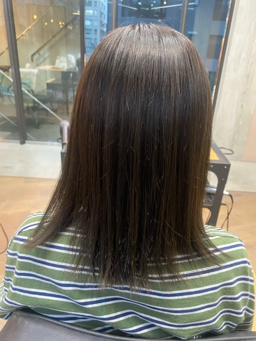 ミディアム ヘアカラー 西岡 乙花のヘアスタイル