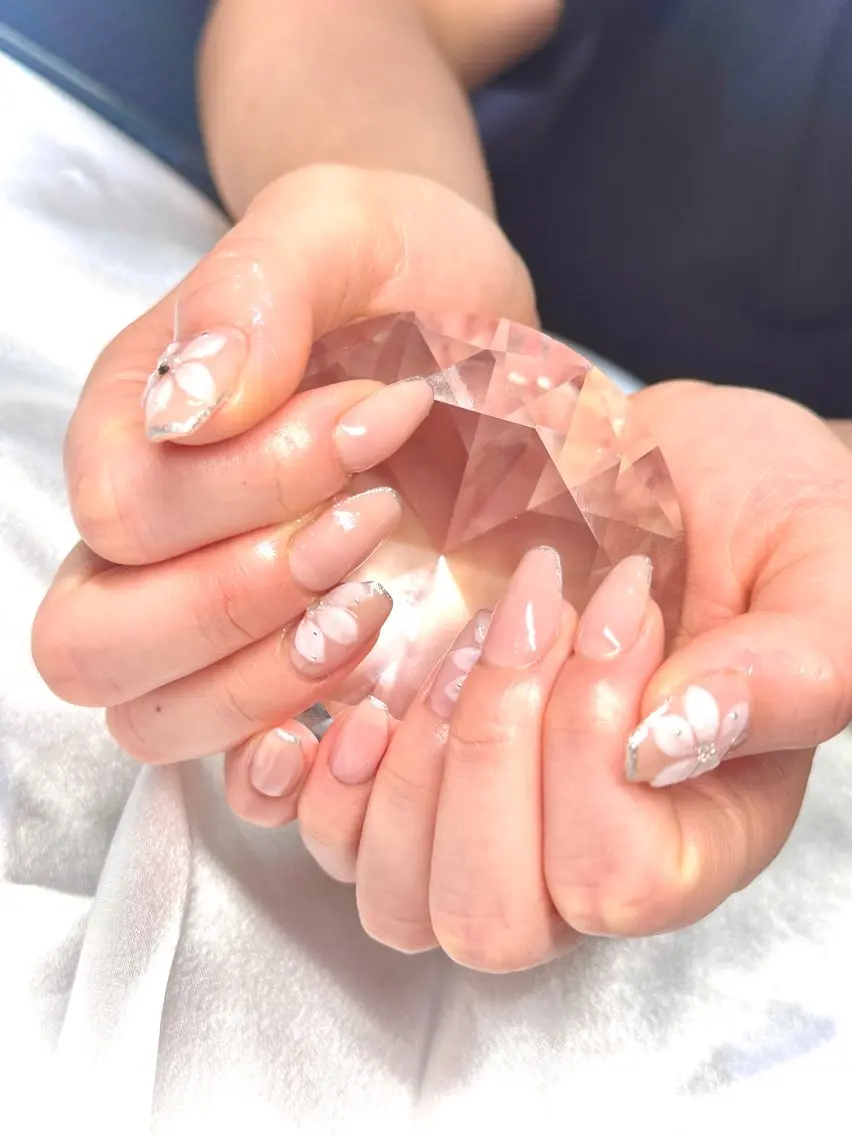 ネイル Nuae MIKIのネイルデザイン