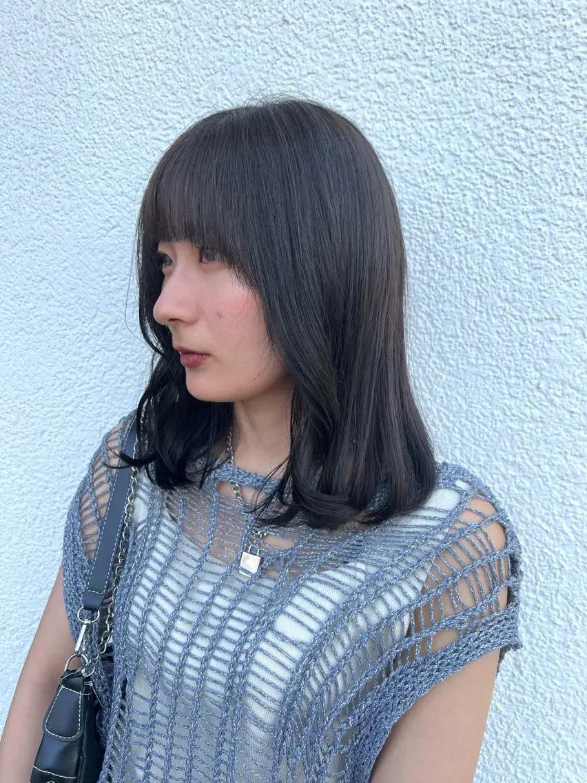 ミディアム カラー ブリーチ 透明感カラー グレージュ letterby novel  はるみのヘアスタイル