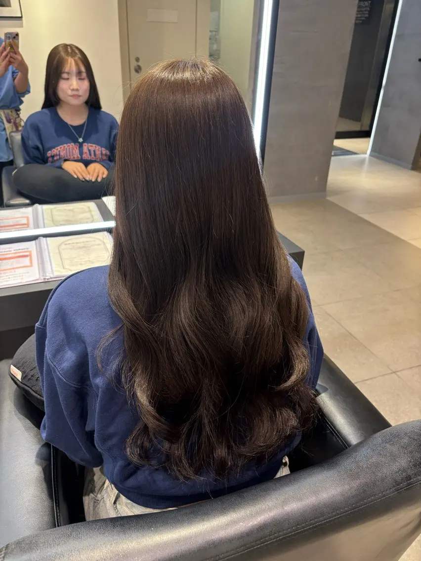 ロング カット KAREN（ému） 伏見/カットモデルのヘアスタイル
