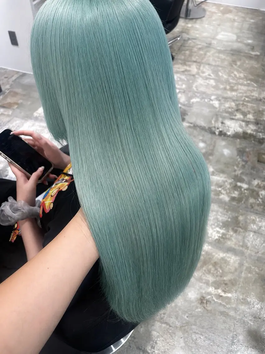 ロング ヘアカラー はづき 🥀梅田のヘアスタイル