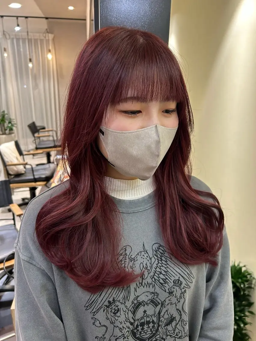 ロング カラー ブリーチ ボルドーカラー カット ヘアカラー トリートメント hubhair レイヤー/透明感のヘアスタイル