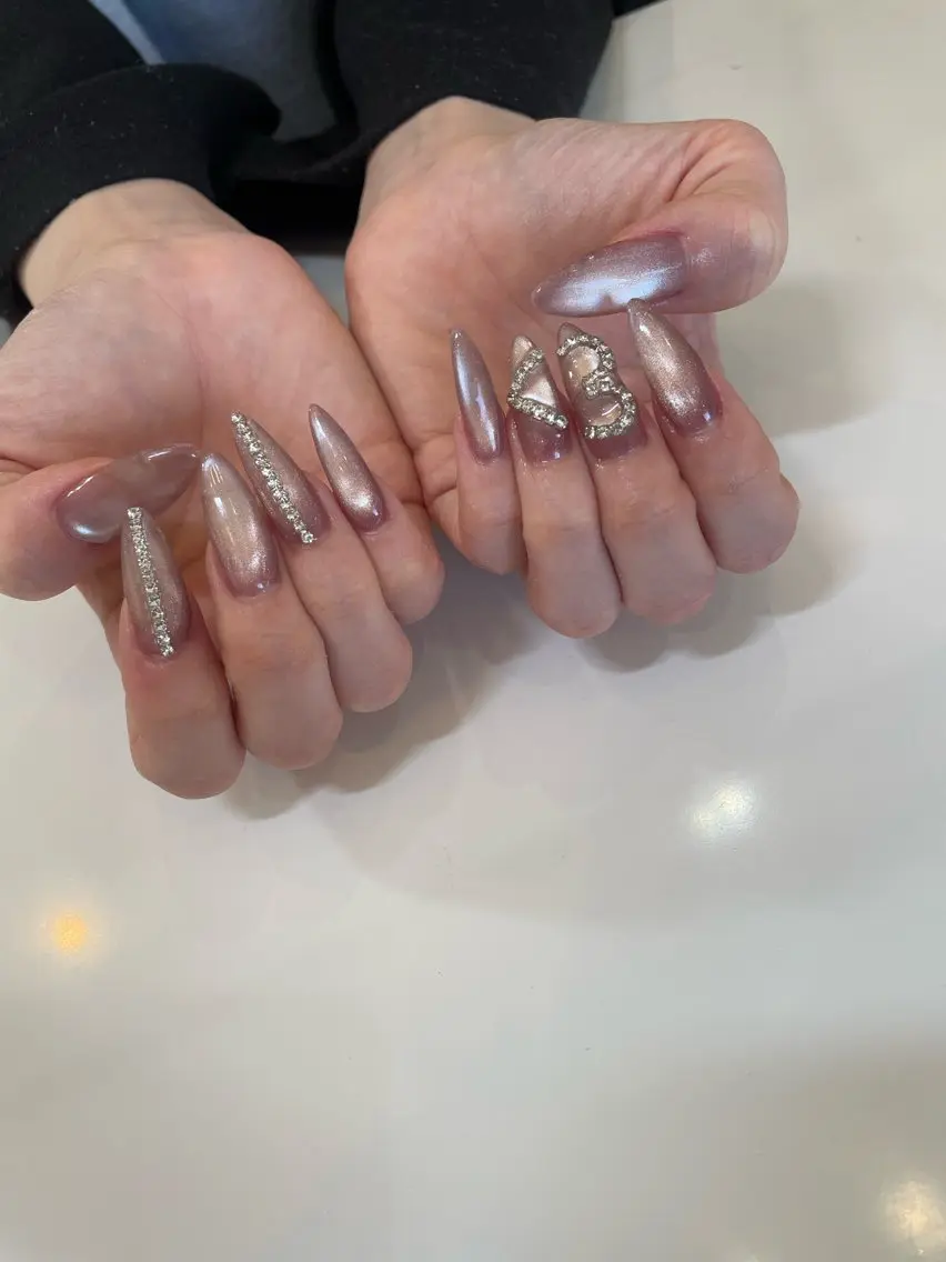 ネイル マグネットネイル Nail Salon Gummi.のネイルデザイン
