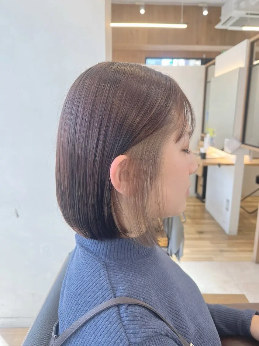 ショート あらいしほ /ピンクカラーのヘアスタイル