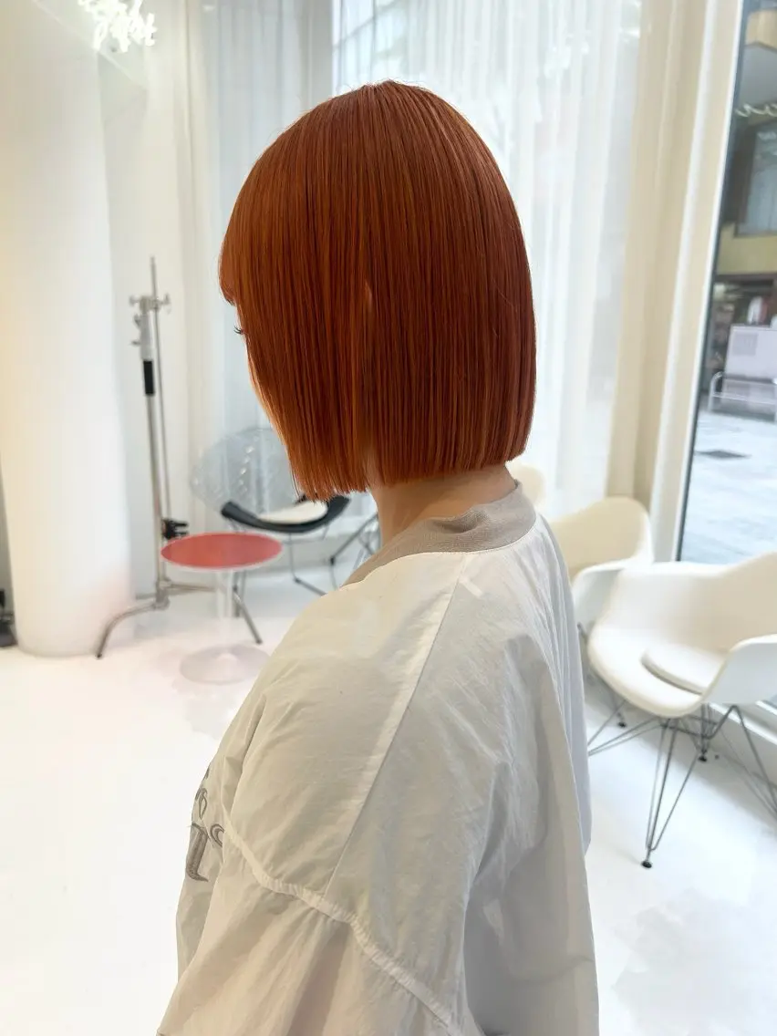 ミディアム 切りっぱなしボブ ボブ カット ヘアカラー トリートメント cono noughtのヘアスタイル