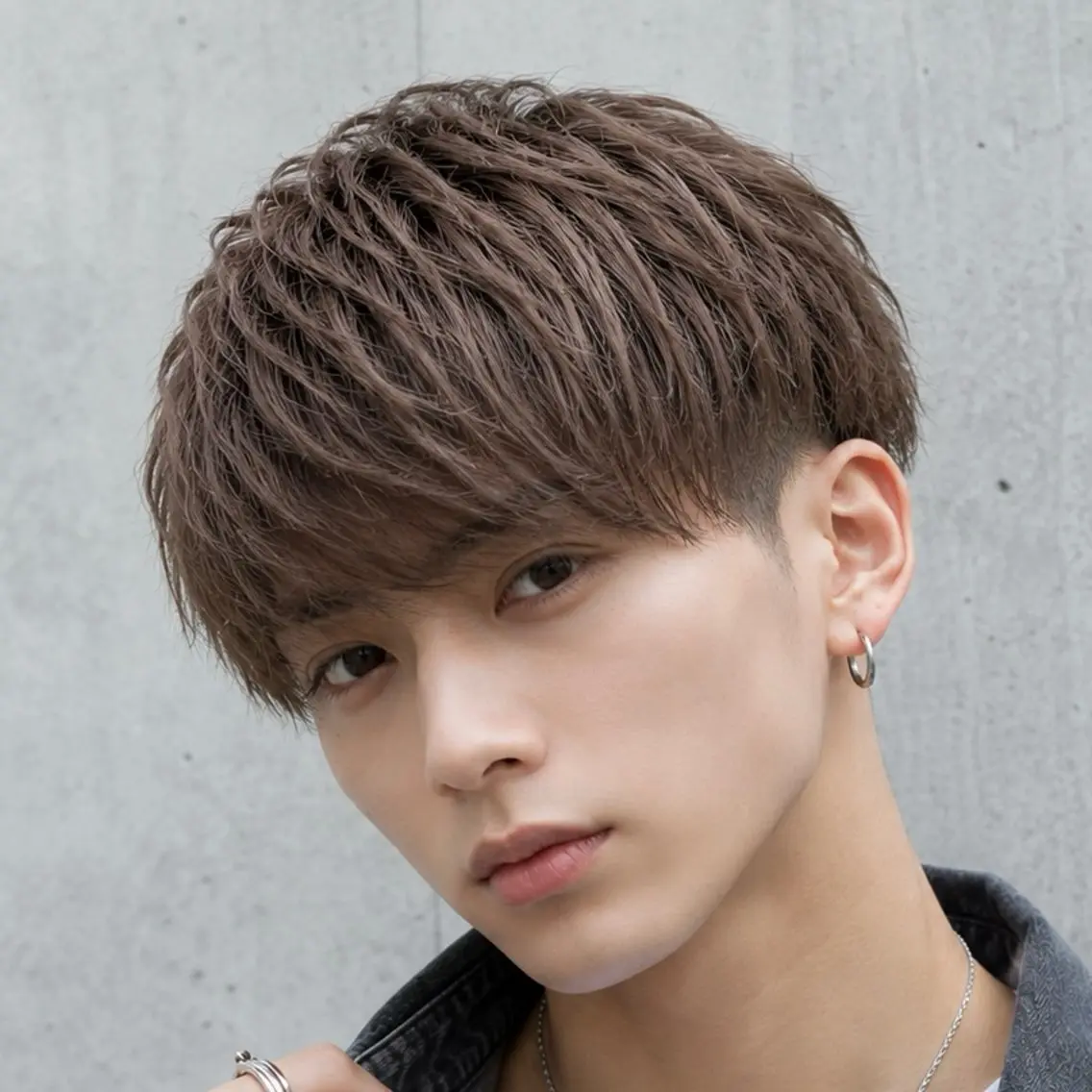 ショート カラー メンズ マッシュ ブラウンカラー カット ヘアカラー メンズ特化カットパー マカラー坂田柊のヘアスタイル