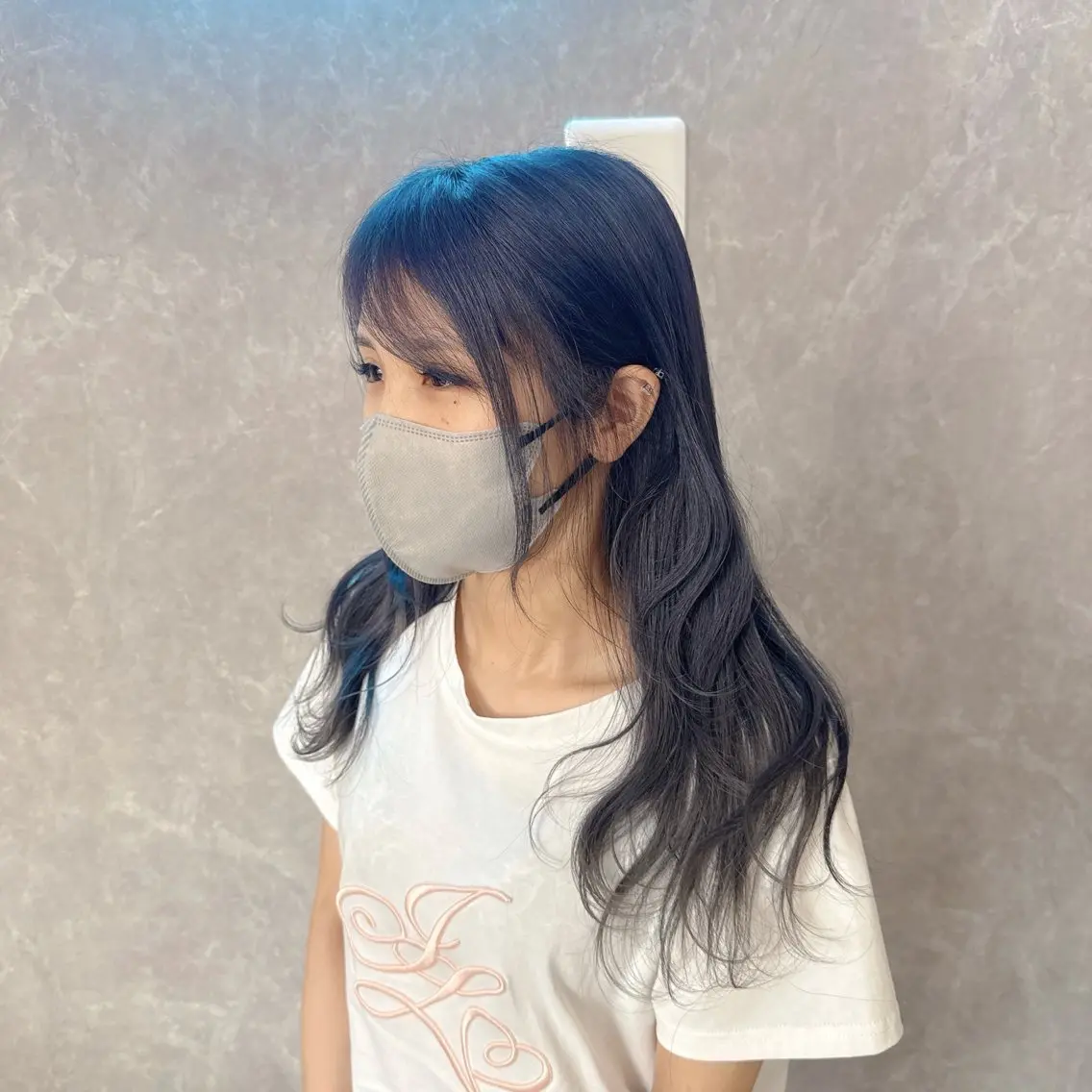 ロング カラー バレイヤージュ ブリーチ ケアブリーチ ダークグレー ダブルカラー ヘアカラー トリートメント ブリーチの神 KYONのその他イメージ
