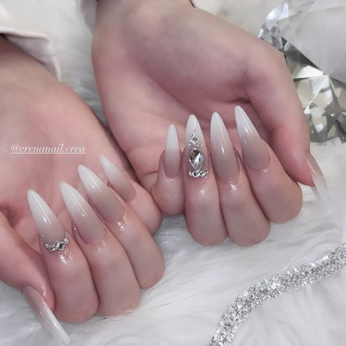 ネイル アートネイル ストーンネイル ワンホンネイル ハンドネイル CReA nailのネイルデザイン