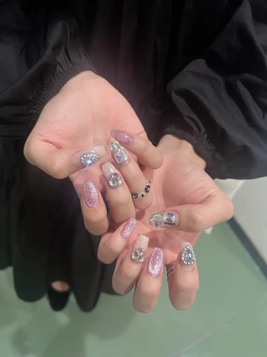 ネイル ハンドネイル 💊大阪/心斎橋 moni🧠のネイルデザイン