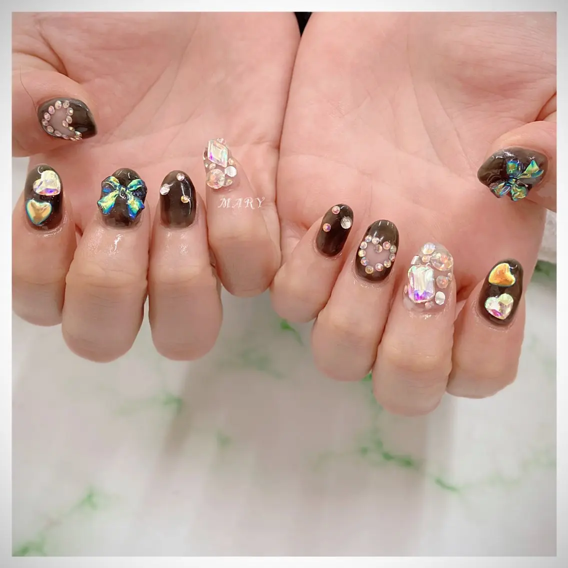 ネイル ハート ニュアンスネイル ワンカラーネイル ハンドネイル Mary nail .narumiのネイルデザイン