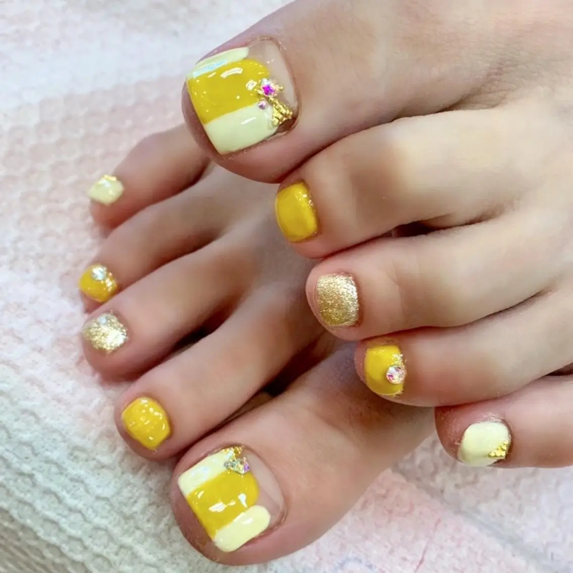 ネイル アニマル柄 アートネイル フットネイル ニュアンスネイル ネイルチップ x.1.0.nail ♡Cのネイルデザイン