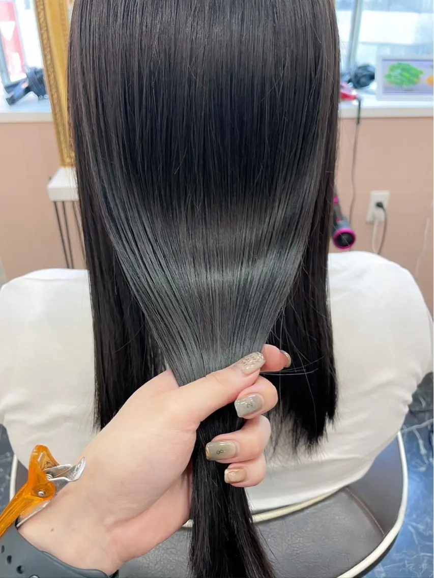 ミディアム Agu hair 浅原 心のヘアスタイル
