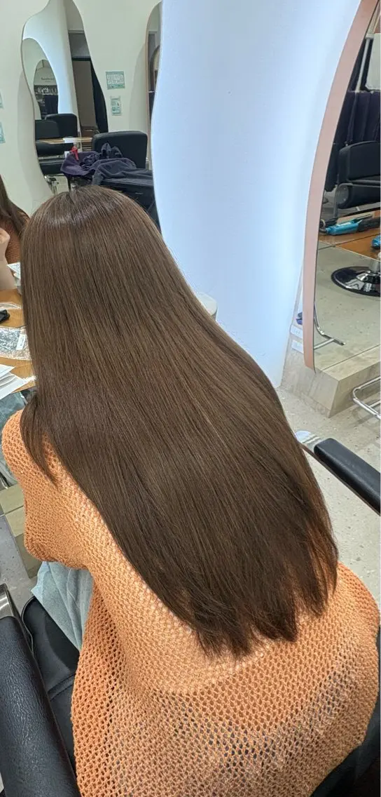 ロング カラー ヘアアレンジ ベージュカラー ブラウンカラー ブラウンベージュ 辻井 琴音のヘアスタイル