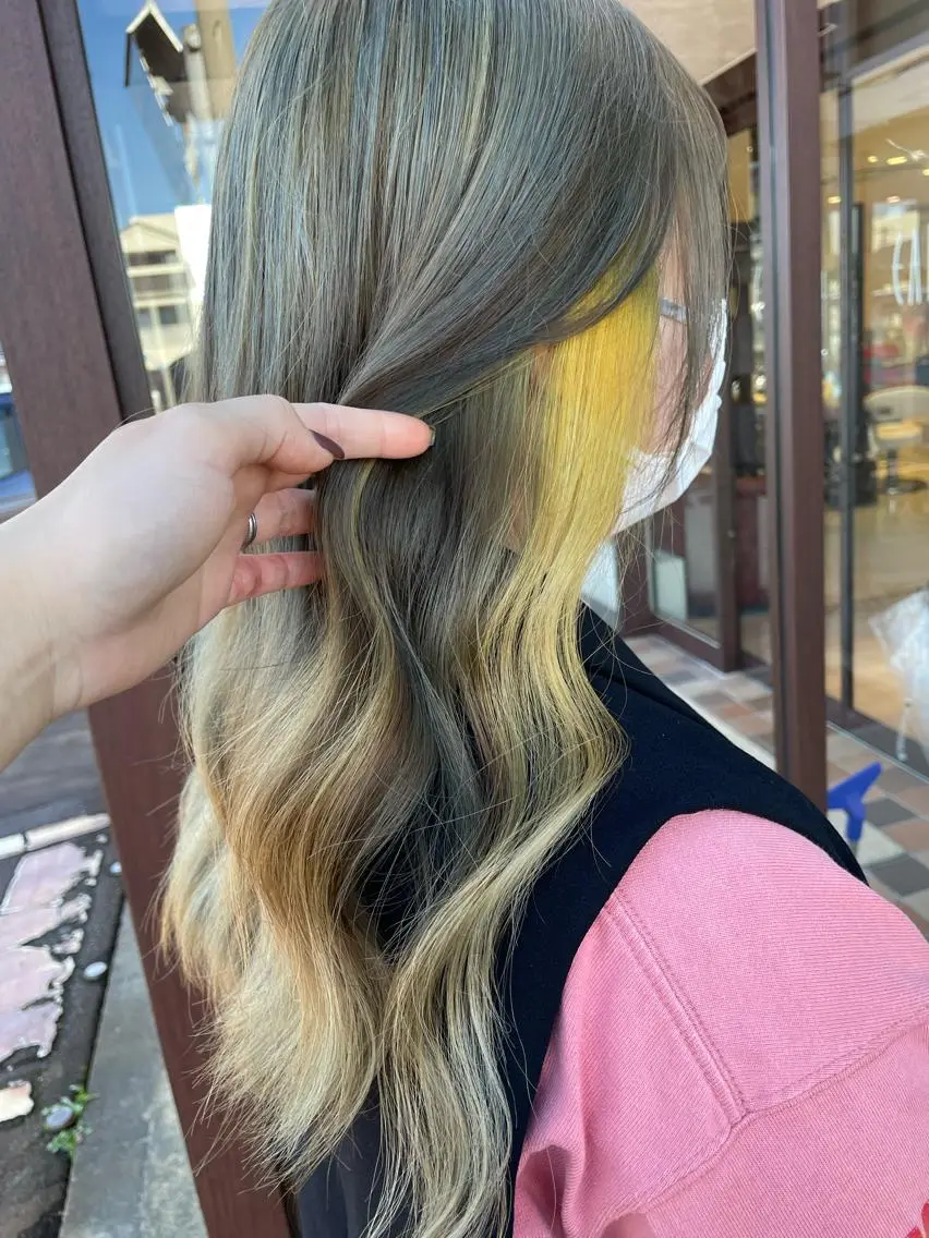 🌾カット＋イヤリングカラー💜の写真