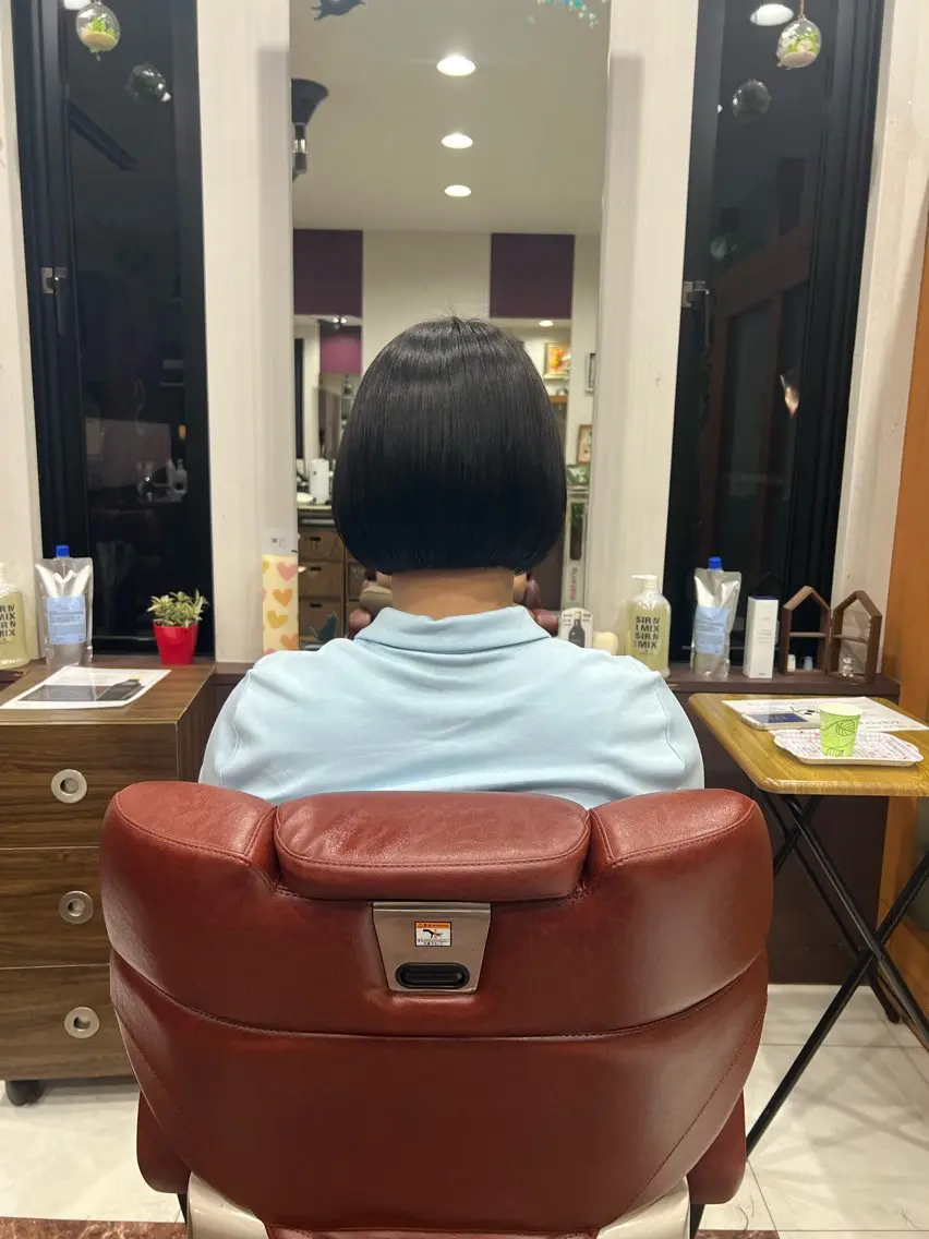 ショート ボブ カット ヘアカラー トリートメント 藤田 竜成のヘアスタイル