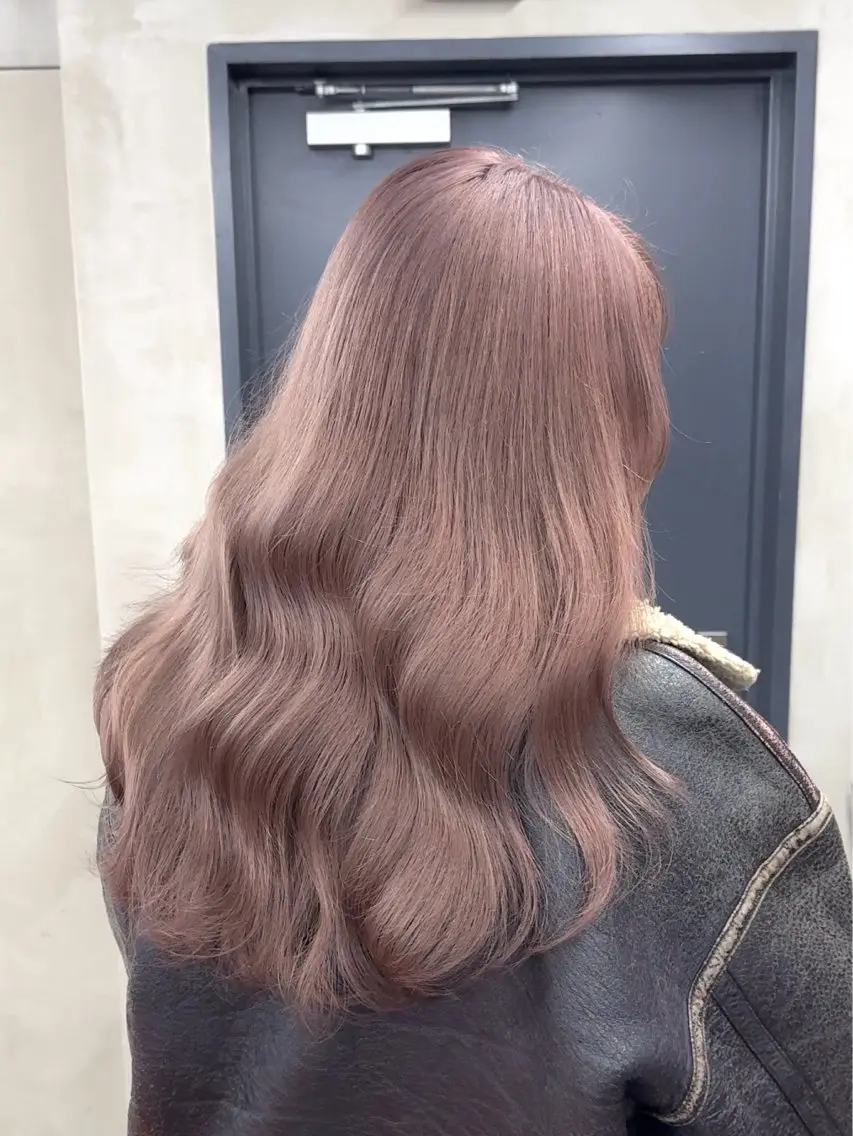 ロング カラー アッシュ ベージュカラー ブリーチ ケアブリーチ ダブルカラー カット ヘアカラー トリートメント ブリーチ ハイトーン 特化🌈フジタハルキのヘアスタイル