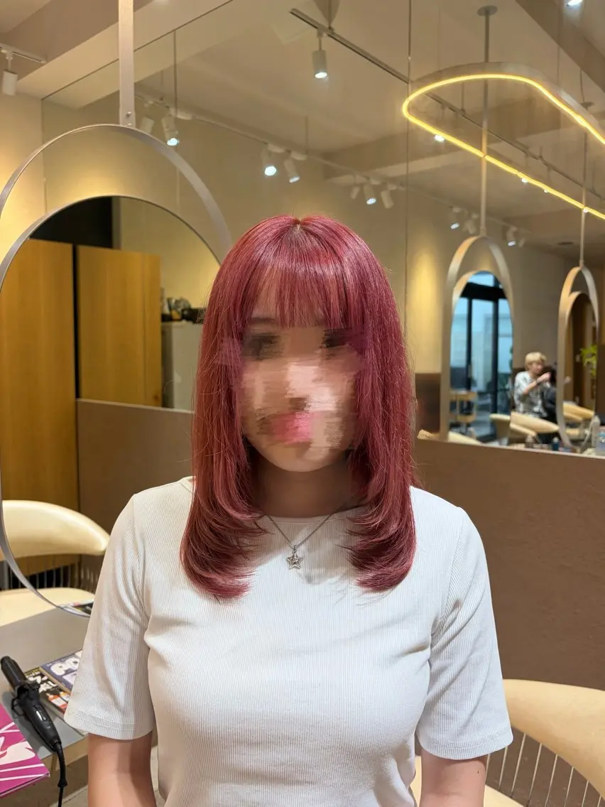 ミディアム レイヤーカット 赤羽根 周のヘアスタイル
