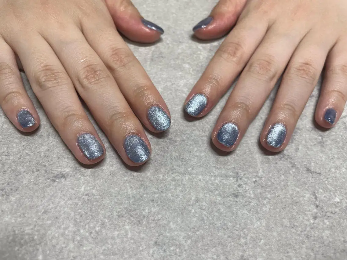ネイル ブルー マグネットネイル ハンドネイル mogunail &blowのネイルデザイン