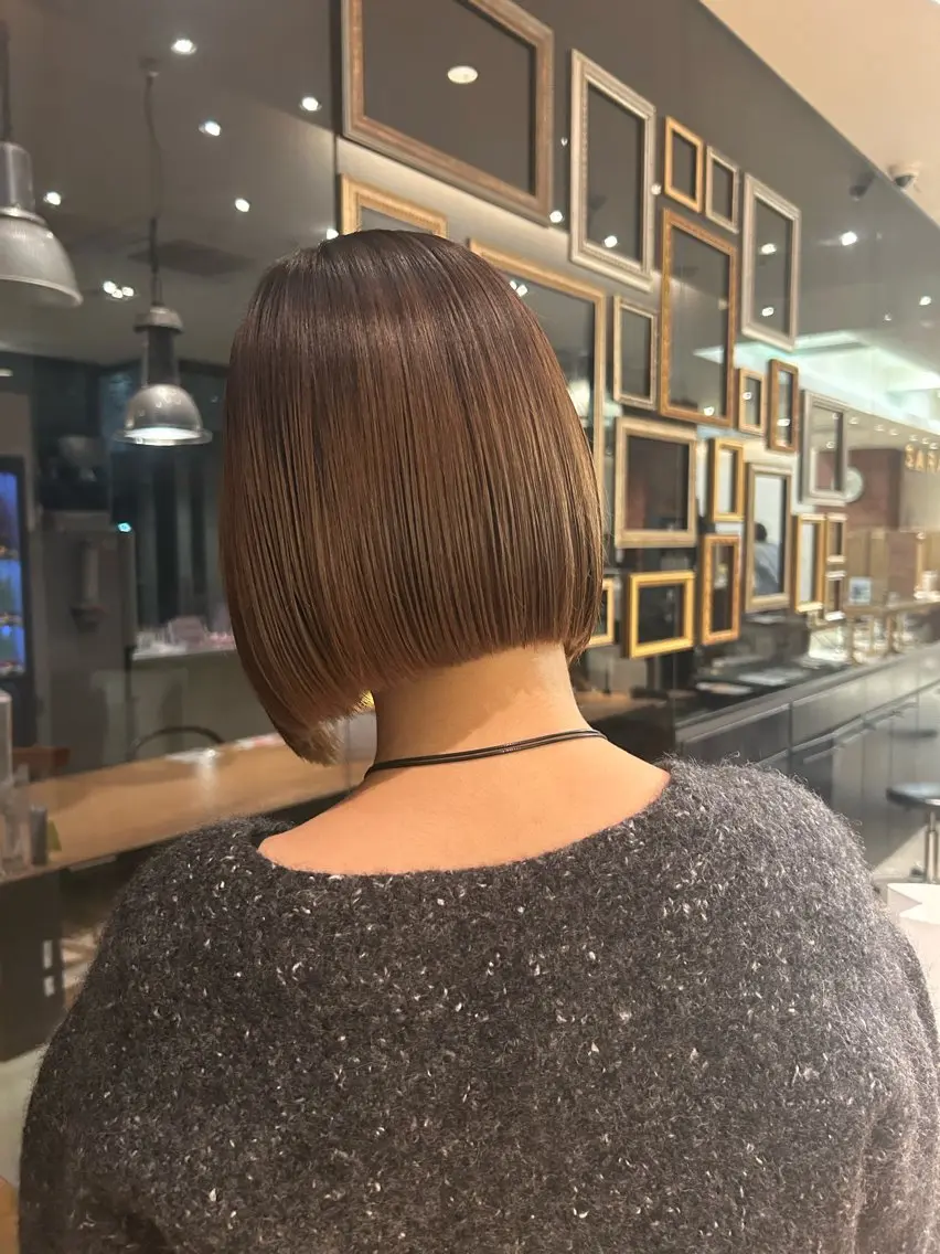 ミディアム SARA もものヘアスタイル