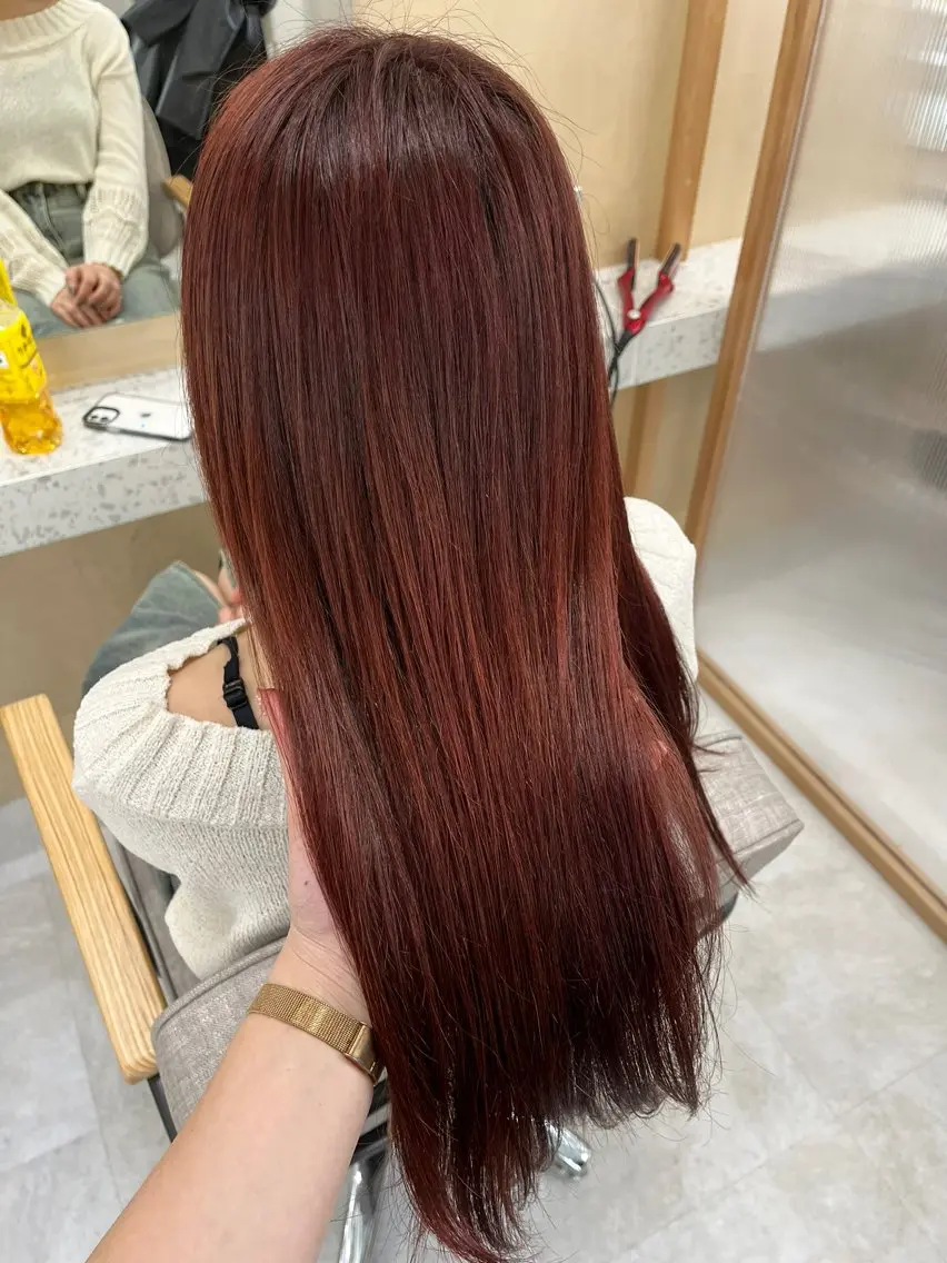 🫧定期メンテナンス🫧ヒアルロン酸inケアカラー✖️全体カットの写真