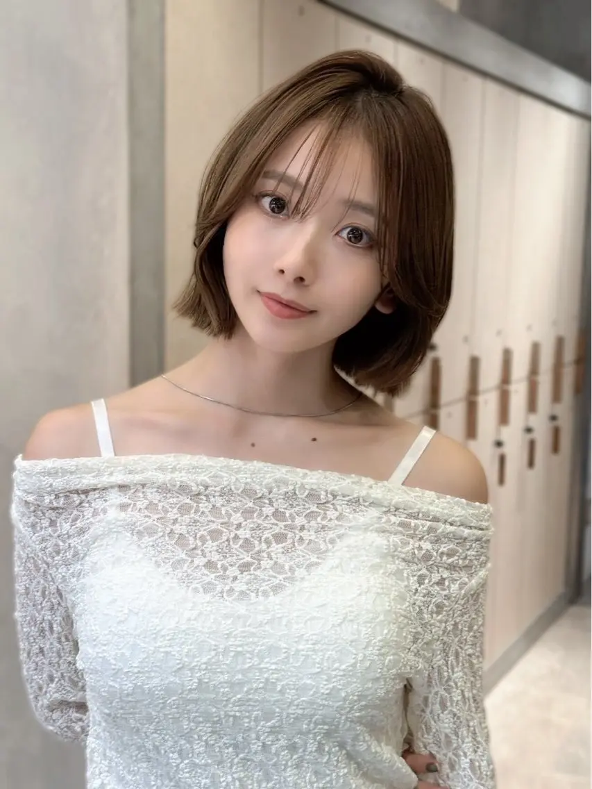 ショート カラー カット ヘアカラー ショート ボブ ロンド　エメのヘアスタイル
