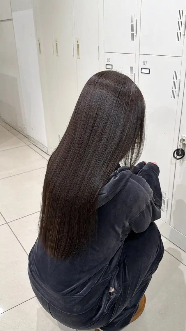 【どんなカラーもお任せ下さい✊🏻💟】ファッションカラー(ロング料金❌)➕艶髪トリートメント✨️の写真