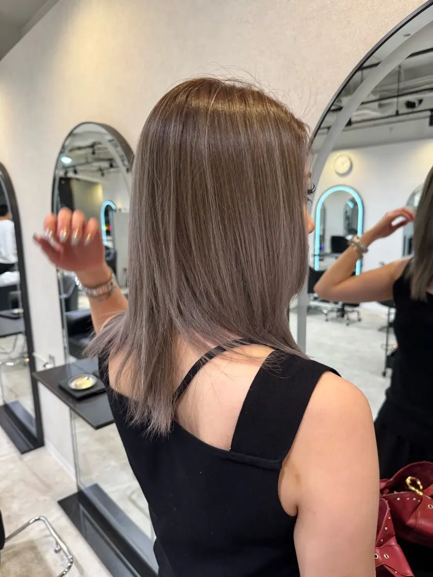 ミディアム カラー ミディアムレイヤー レイヤーカット 海外レイヤー/ボブ 海外Style優志のヘアスタイル