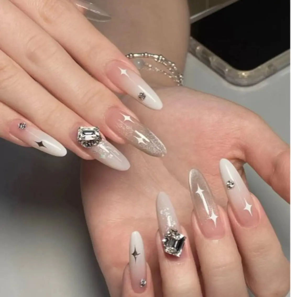 ネイル チークネイル 長さ出し フレンチネイル ガーリー 韓国ネイル sun nail池袋 モデル募集のネイルデザイン