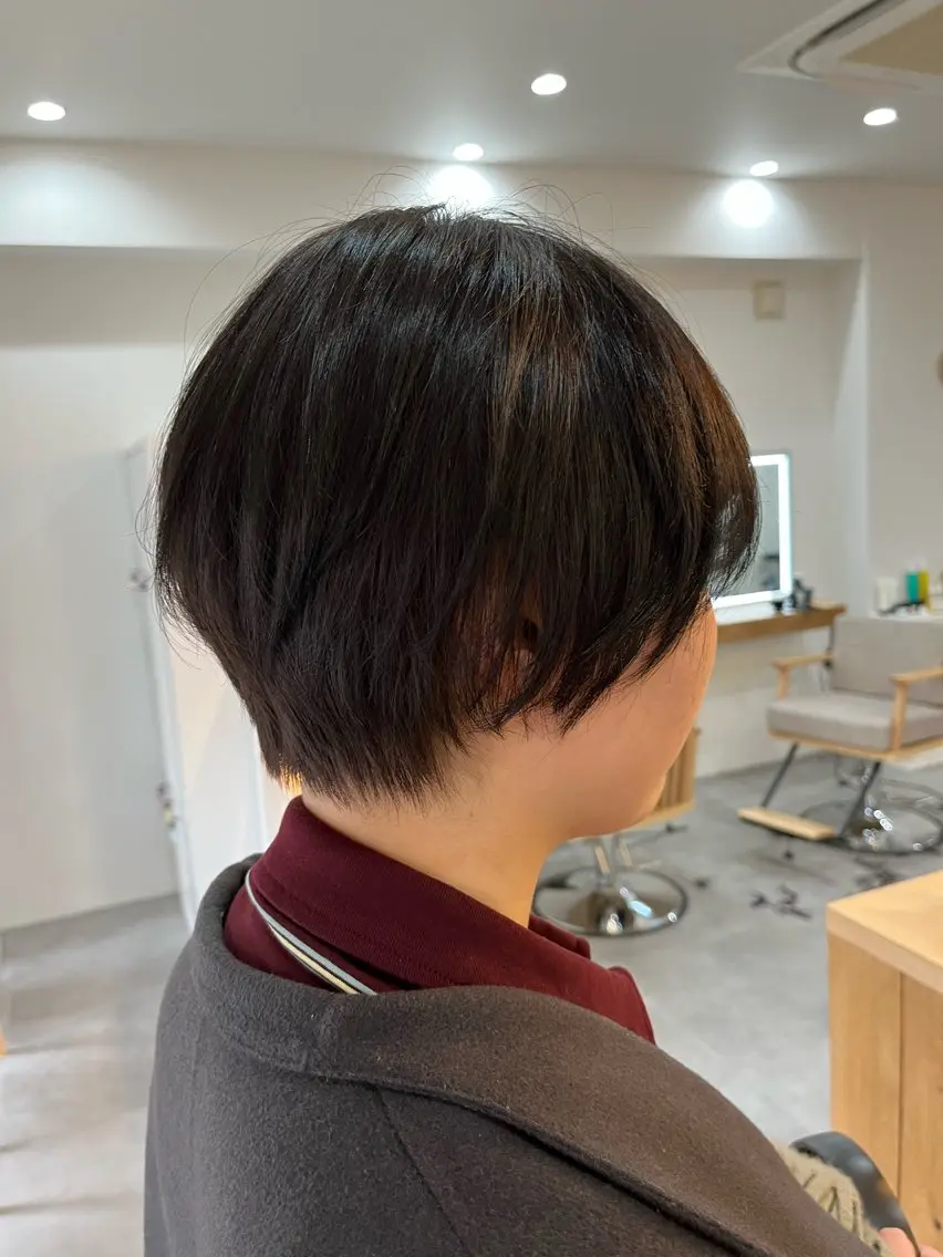 ショート カラー カット ヘアカラー トリートメント 小住 僚也のヘアスタイル