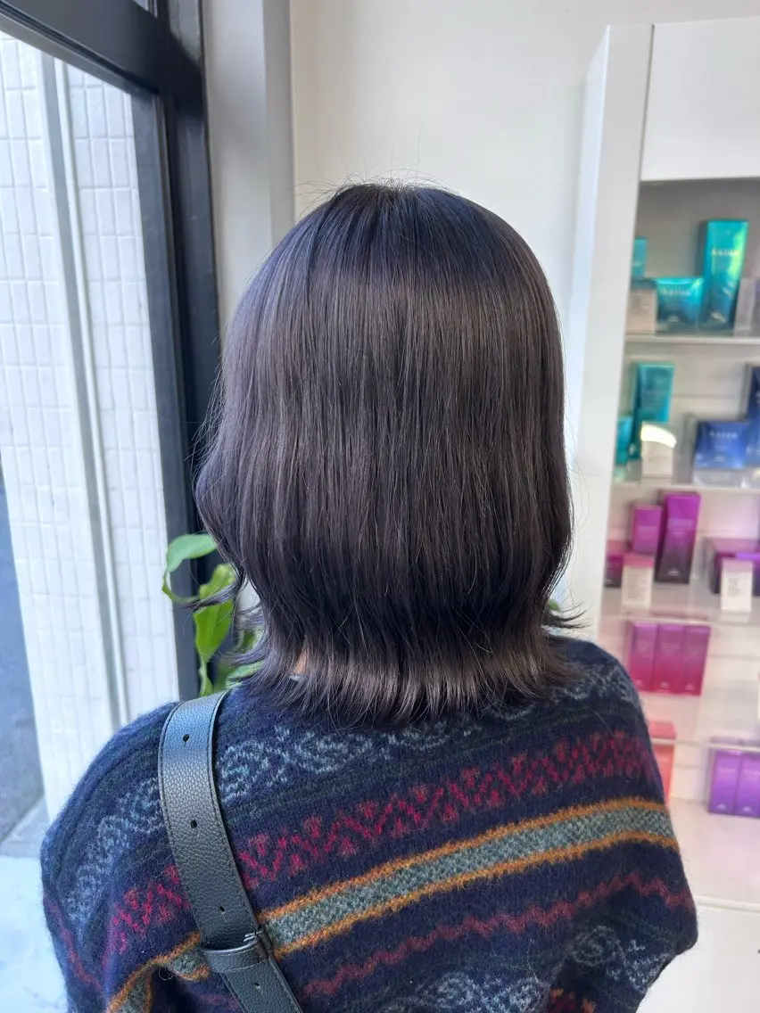 ミディアム カラー ブリーチ ラベンダーカラー シルバー ヘアカラー トリートメント sol. ayakaのヘアスタイル