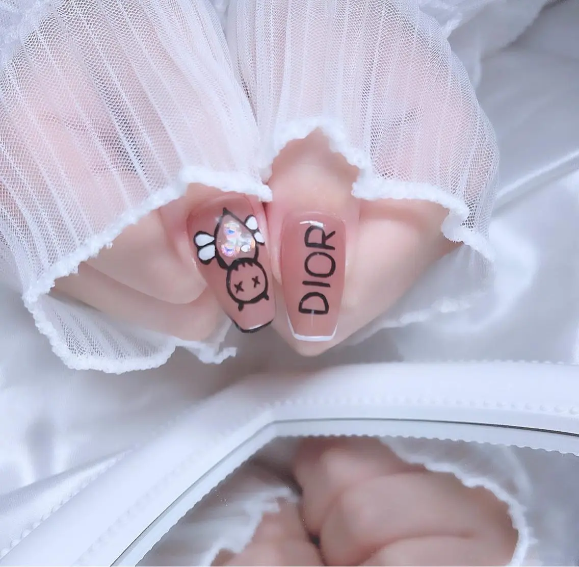 ロング ネイル マツエク・マツパ アイブロウ ワンホンマツエク チークネイル ニュアンスネイル ワンホンネイル ハンドネイル merci nailのネイルデザイン