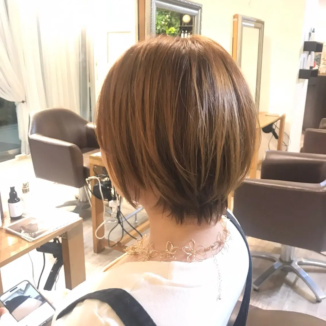 ショート カラー ヘアアレンジ WE BE PARSLEY3のヘアスタイル